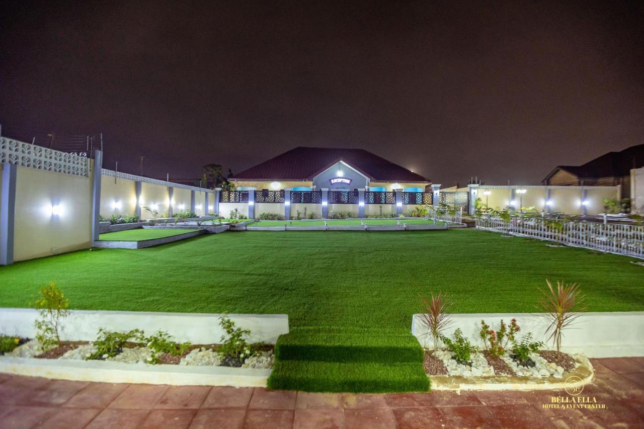 Bella Ella Hotel & Event Center Kasoa Dış mekan fotoğraf