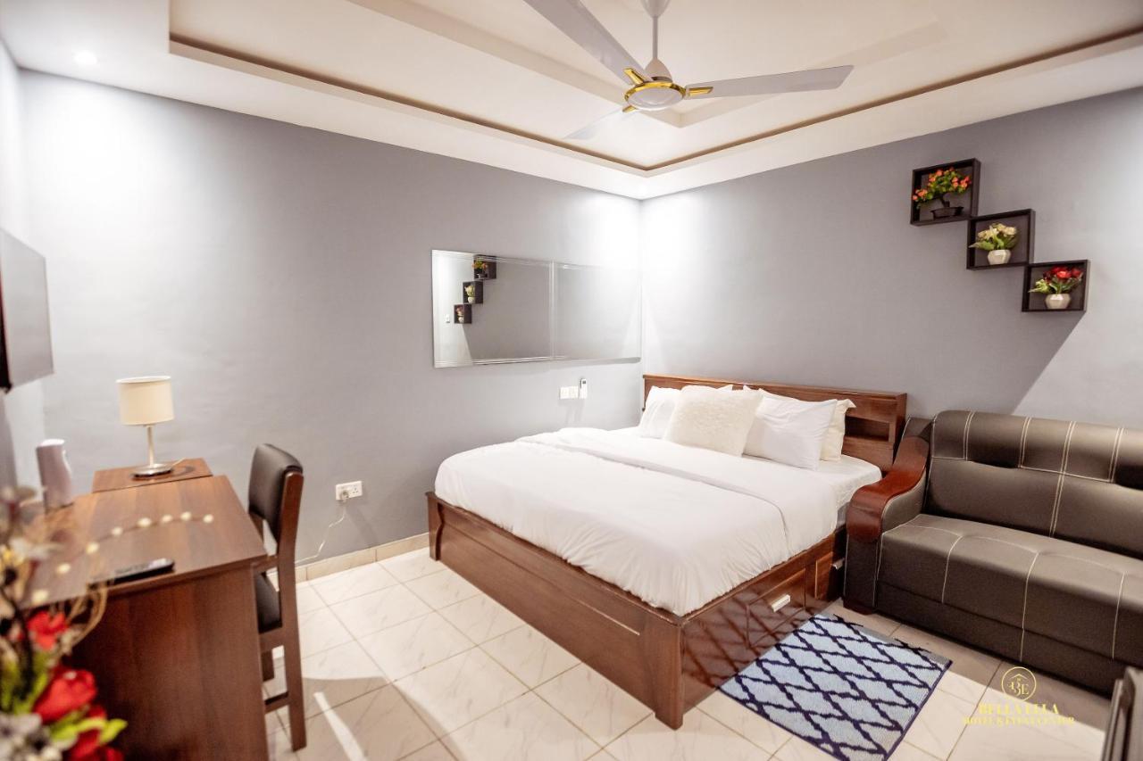 Bella Ella Hotel & Event Center Kasoa Dış mekan fotoğraf