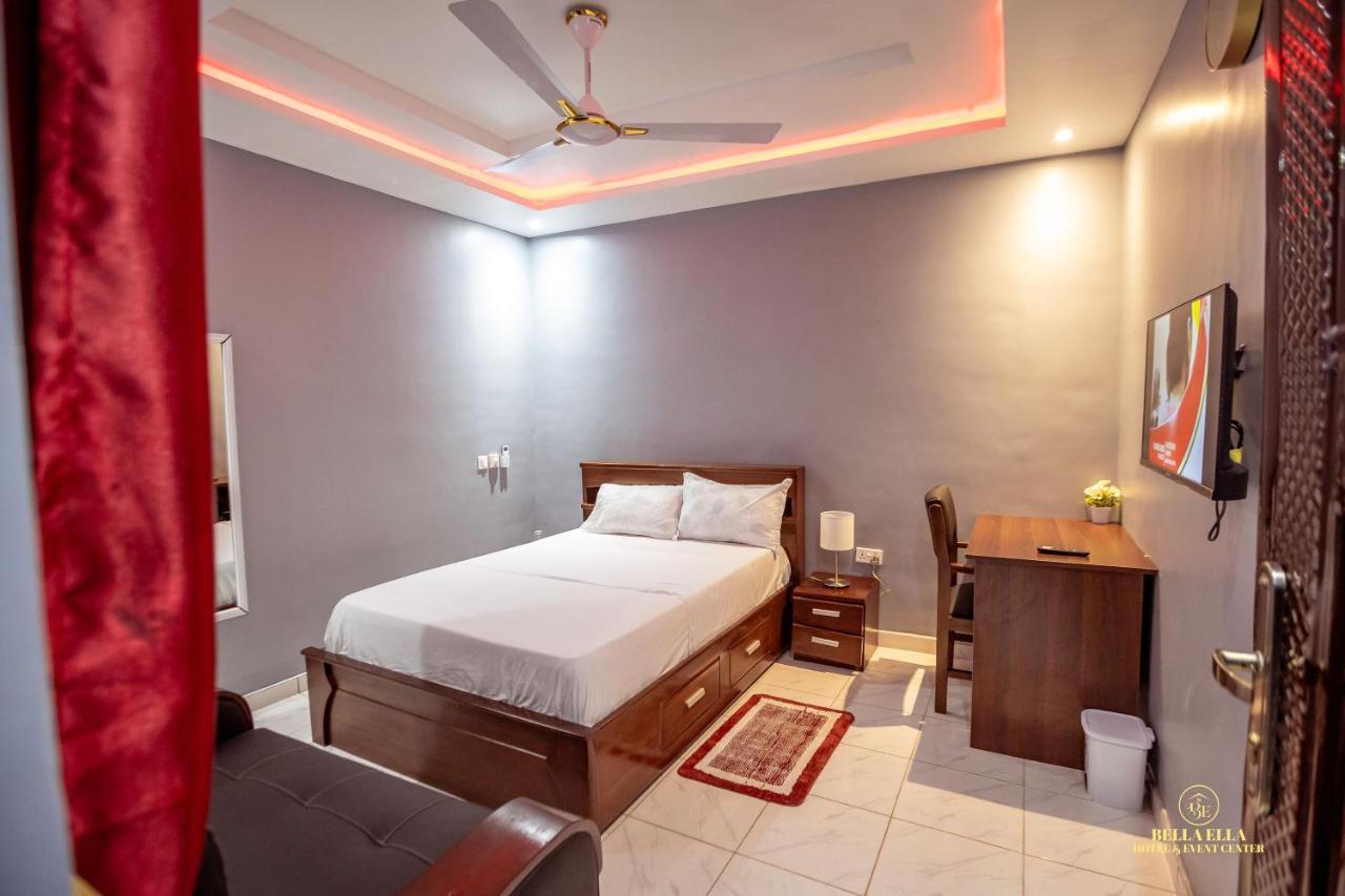 Bella Ella Hotel & Event Center Kasoa Dış mekan fotoğraf