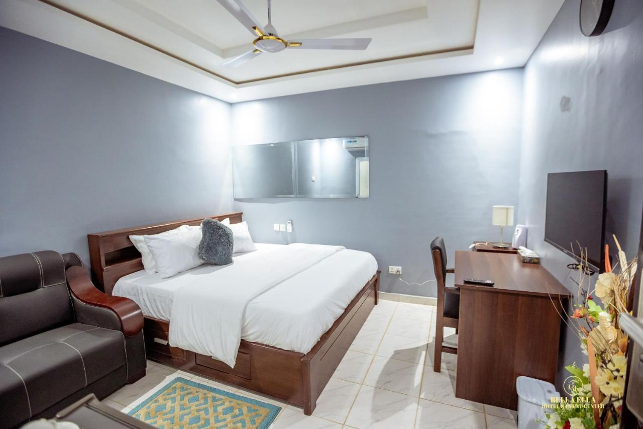 Bella Ella Hotel & Event Center Kasoa Dış mekan fotoğraf